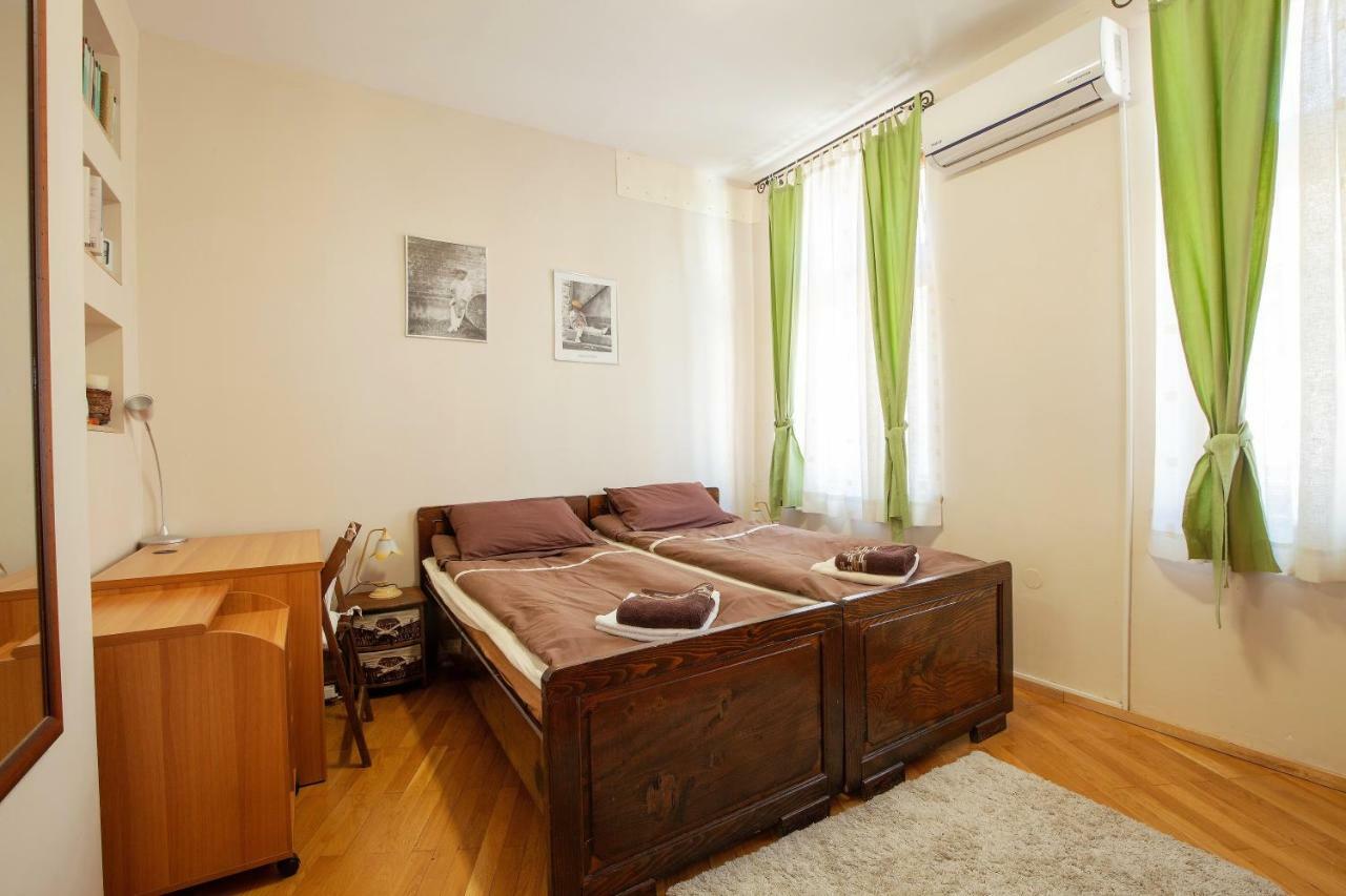 Time Traveling Apartment Sofia City 외부 사진