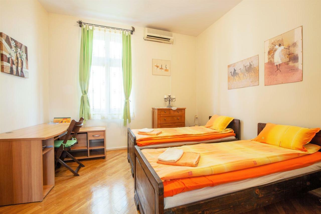 Time Traveling Apartment Sofia City 외부 사진